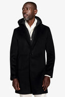 Cappotto con pettorina e cappuccio nero