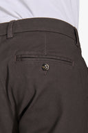 Pantalone chino gabardina antracite