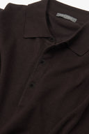 Polo in maglia con bottoni marrone