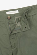 Bermuda gabardina verde