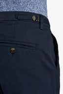 Pantalone chino gabardina stretch blu-Dan John