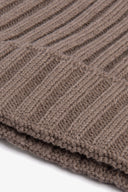 Cappello beanie a costa tortora
